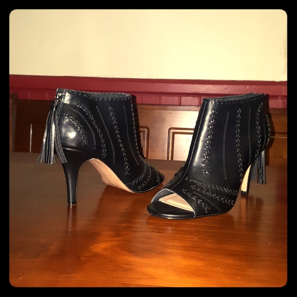 NWOB, Black leather open toe booties